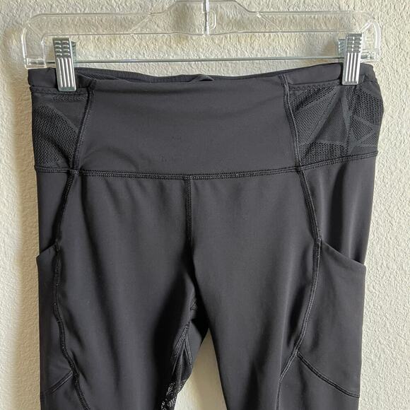 Lululemon Black Mesh Cropped Leggings Women's 8 Mid Rise Pockets Gym Workout - Picture 2 of 8